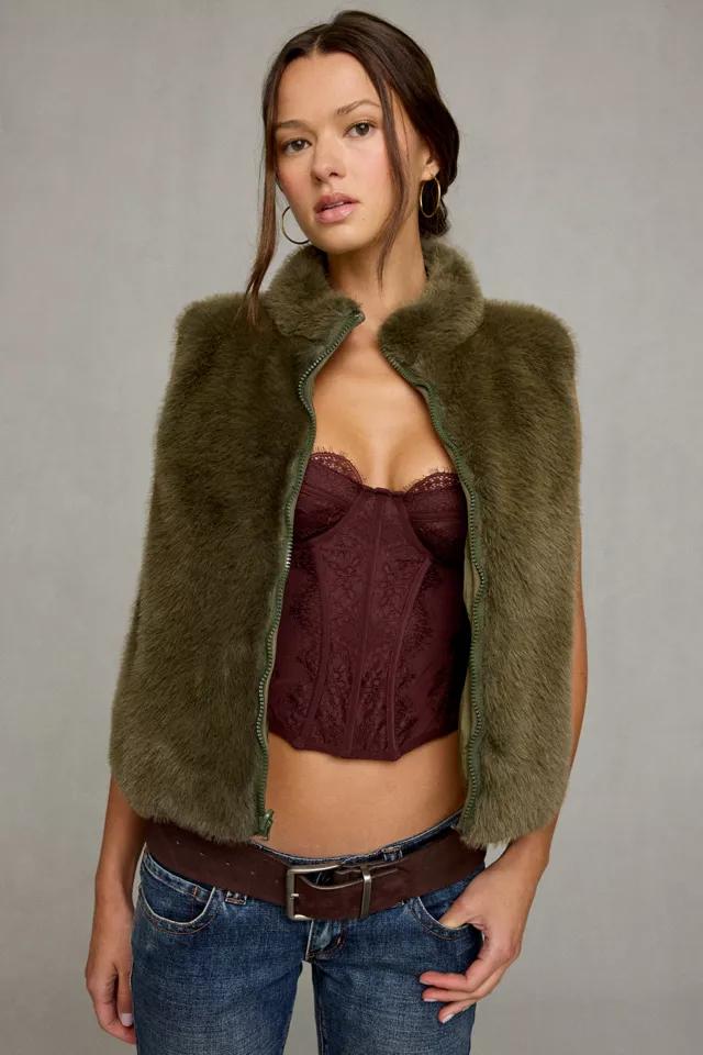 Steve Madden Brady Reversible Puffer Vest by STEVE MADDEN