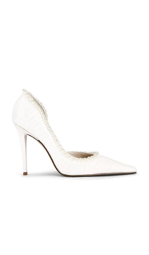 Steve Madden Elegant Pump in Ivory by STEVE MADDEN