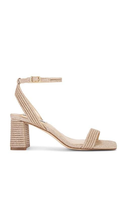 Steve Madden Lavnish in Beige by STEVE MADDEN