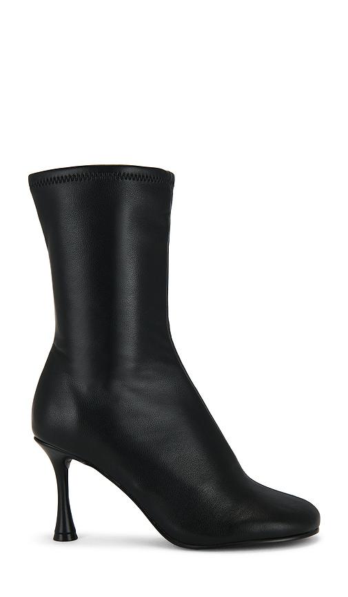 Steve Madden Lorenza Boot in Black by STEVE MADDEN