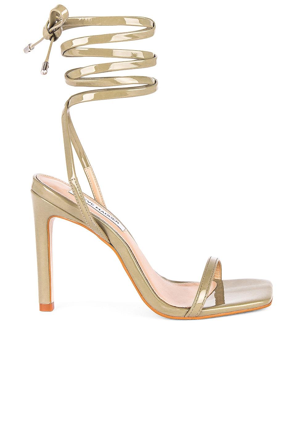 uplift heel by STEVE MADDEN