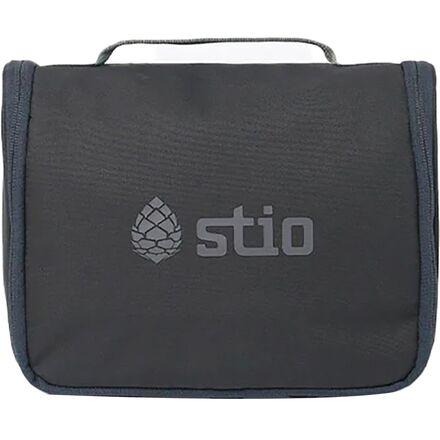 Basin Hanging Dopp Kit by STIO