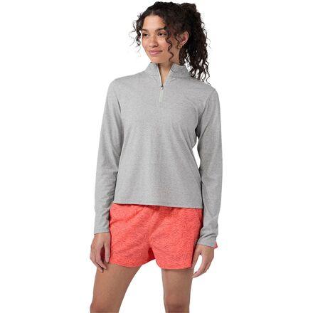 Divide 1/2-Zip Pullover by STIO