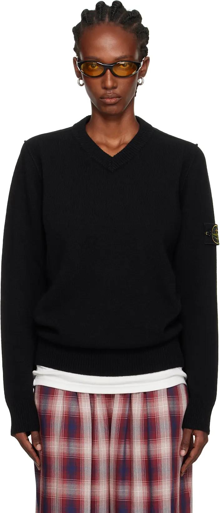 Black 5100033 V-Neck Jersey Lambswool Sweater by STONE ISLAND