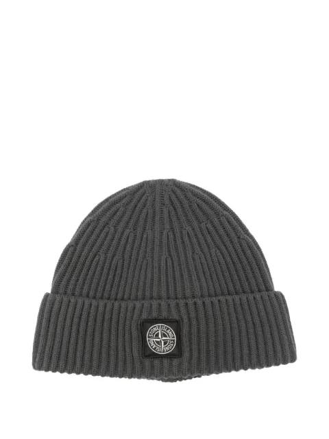 Compass-patch beanie by STONE ISLAND