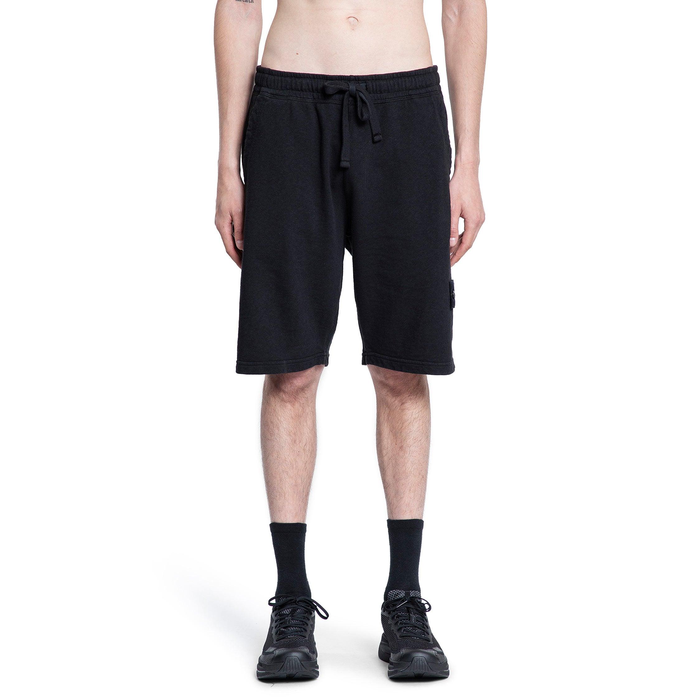 STONE ISLAND MAN BLACKHORT&KIRTS by STONE ISLAND