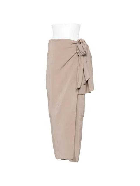 knot-detail trousers by SU