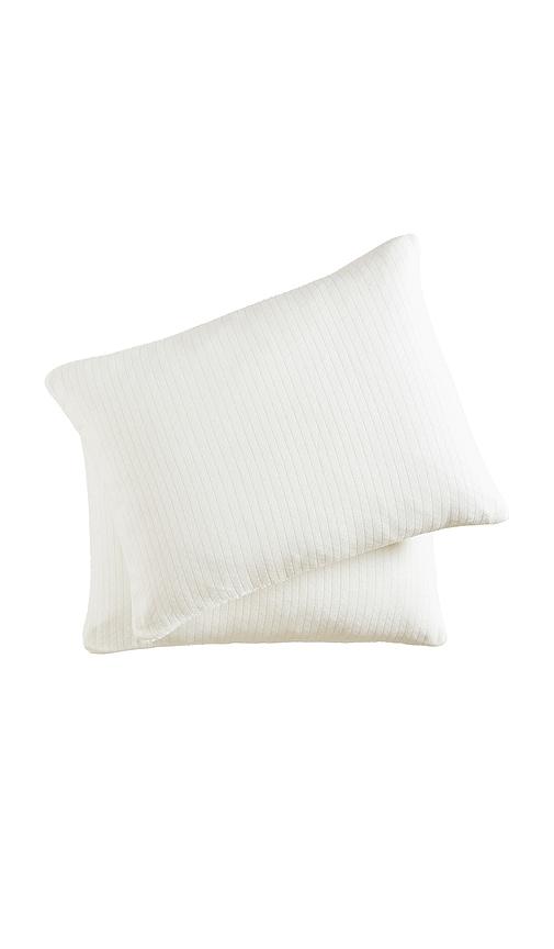 Sunday Citizen Standard Herringbone Snug Sham Set in Cream by SUNDAY CITIZEN