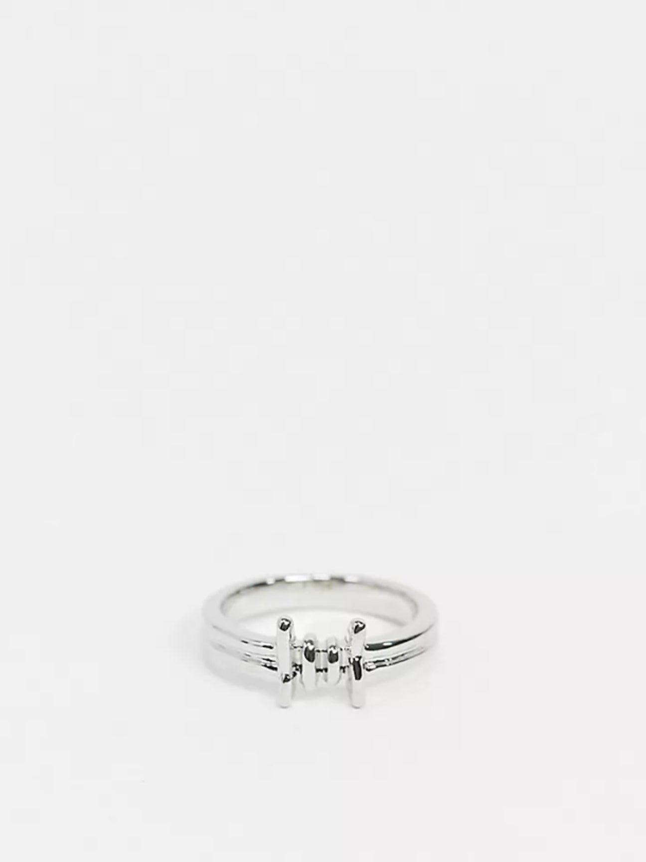 Knot Detail Ring by SVNX