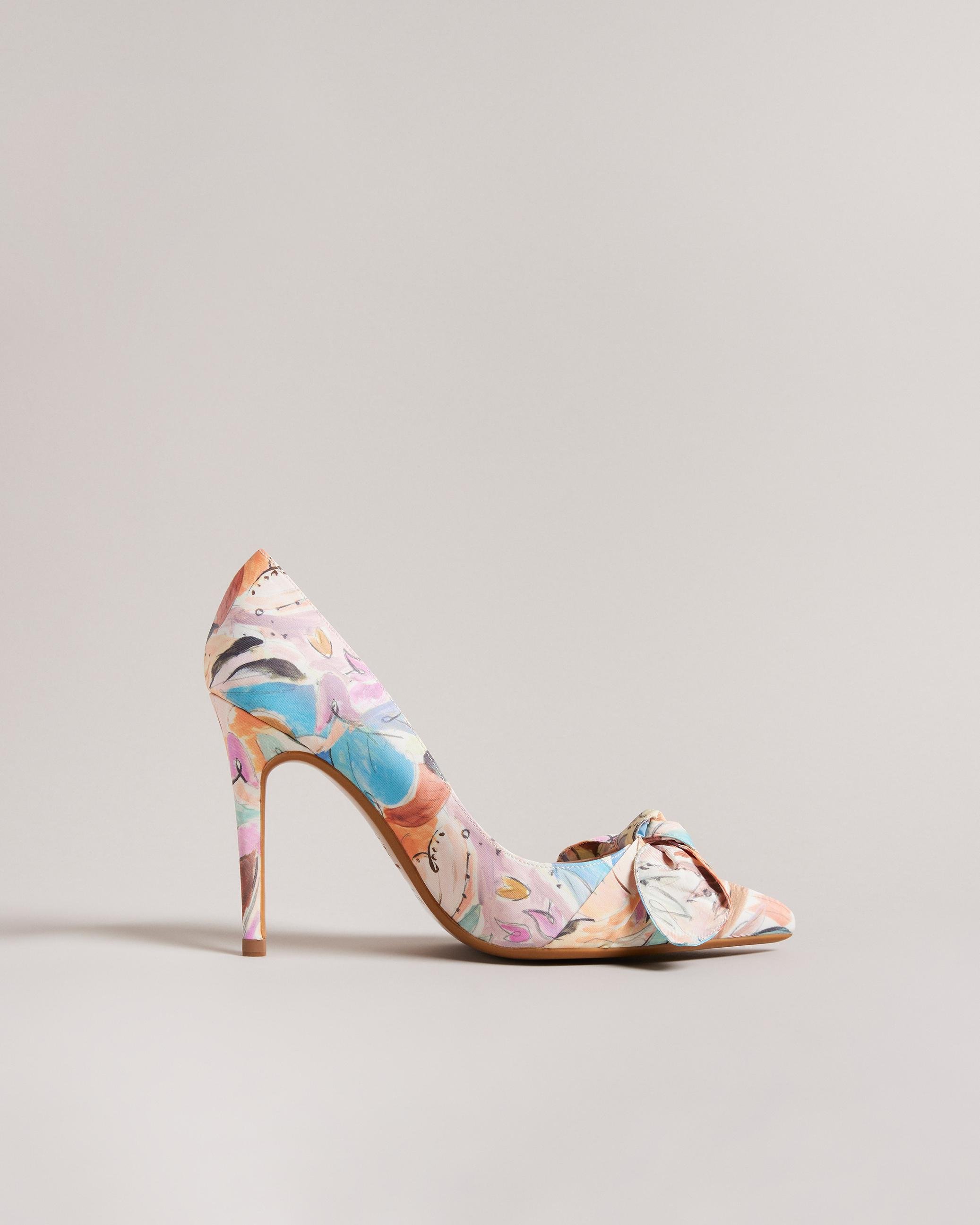 Art Print Court Heels With Bow - RYMIIAH - Multicoloured by TED BAKER