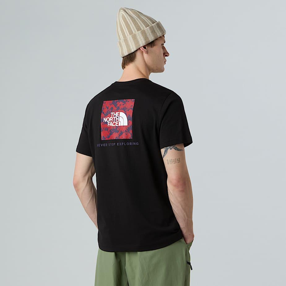 Men's Nse Box Raku Horse Infill T-shirt Tnf Black-cardinal Red Raku Horse Print by THE NORTH FACE