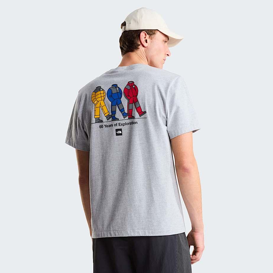 Men's Tnf Celebration Relaxed Graphic T-shirt Tnf Pale Grey Heather by THE NORTH FACE