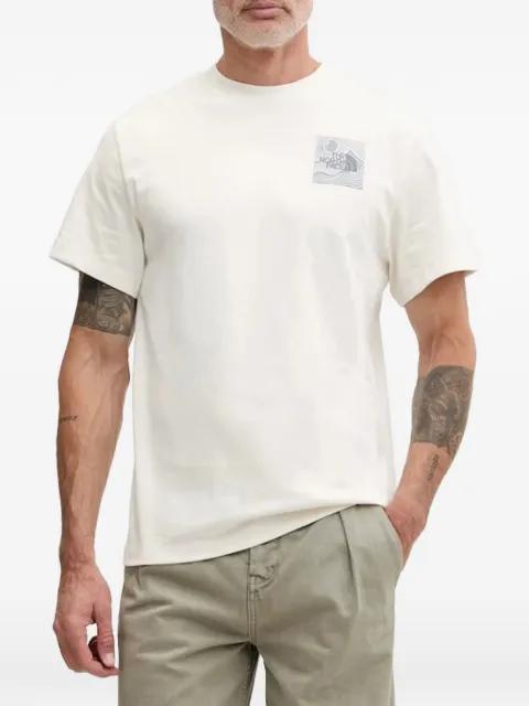 Mountain Escape T-shirt by THE NORTH FACE
