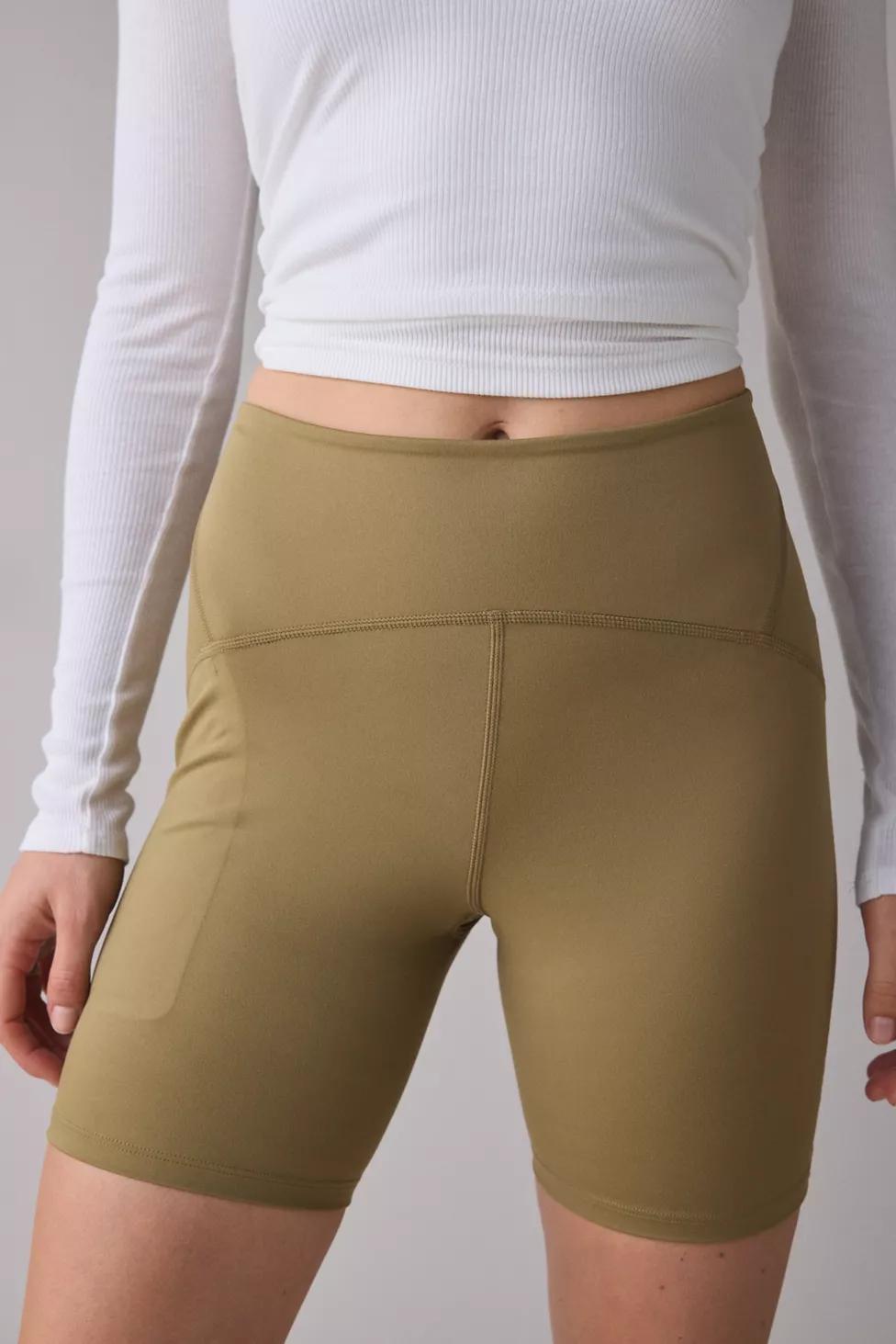 The North Face Jaida Pocket Bike Shorts by THE NORTH FACE