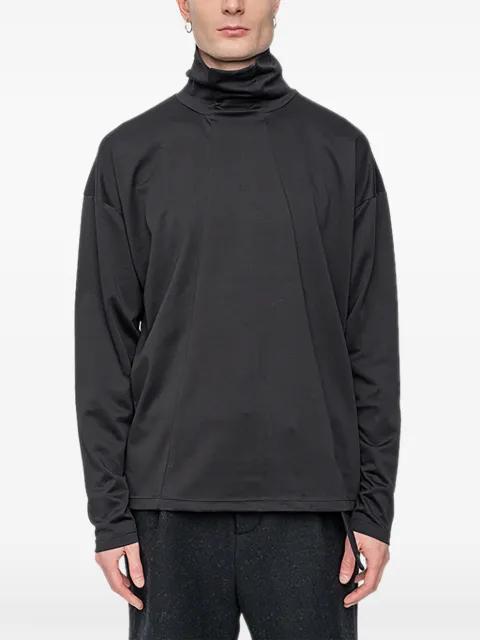 turtleneck sweatshirt by THE VIRIDI-ANNE