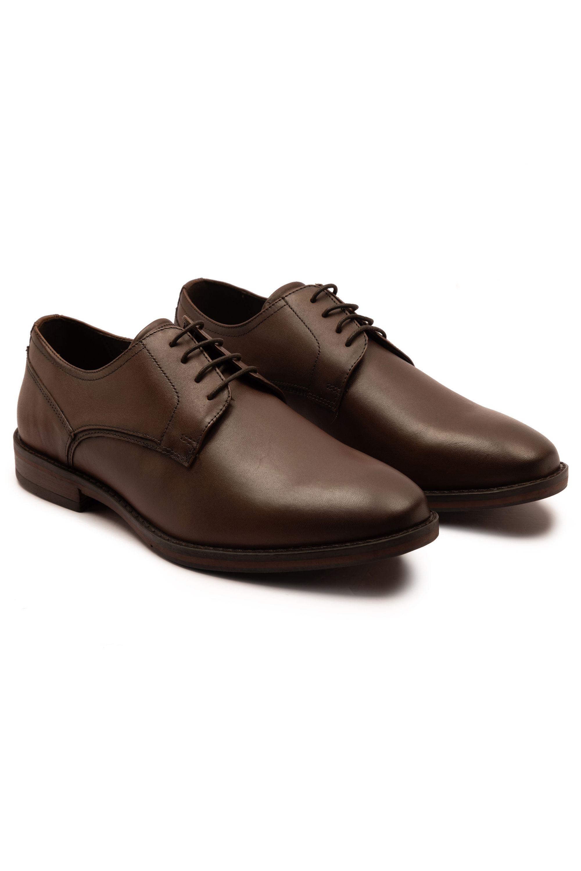 Lanner Leather Formal Derby Shoes by THOMAS CRICK