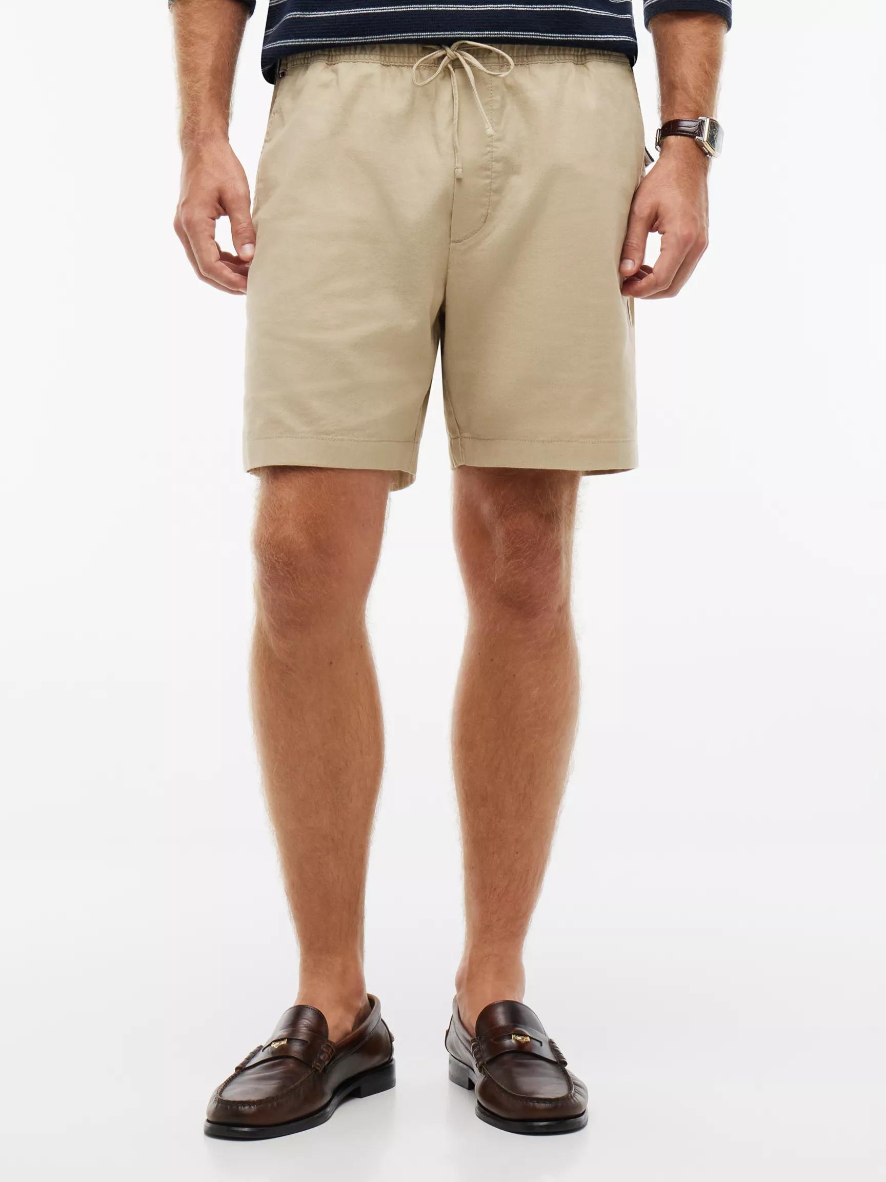 Cotton-Linen Blend 7" Pull-On Short by TOMMY HILFIGER