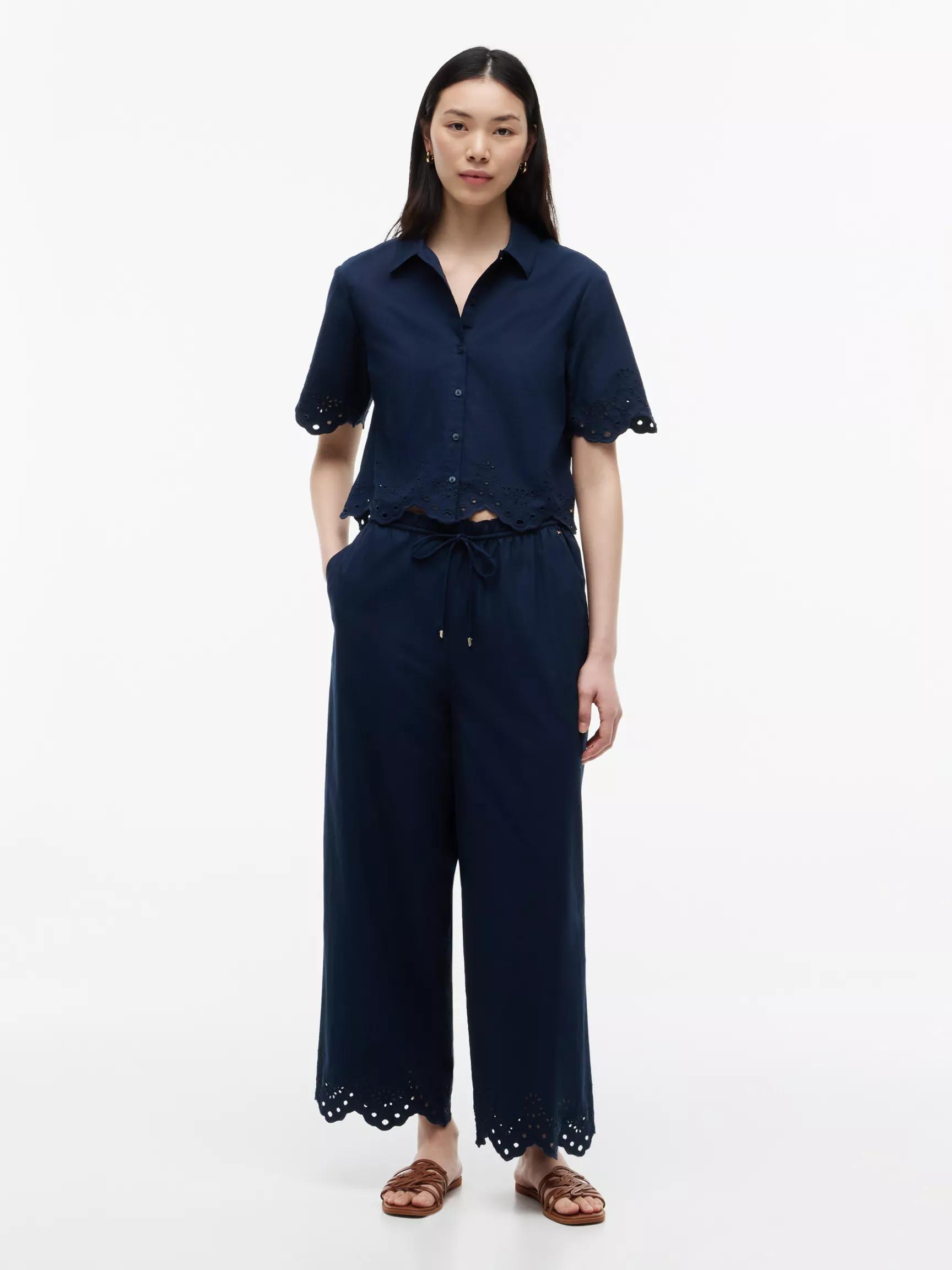 Embroidered Eyelet Cropped Pull-On Pant by TOMMY HILFIGER