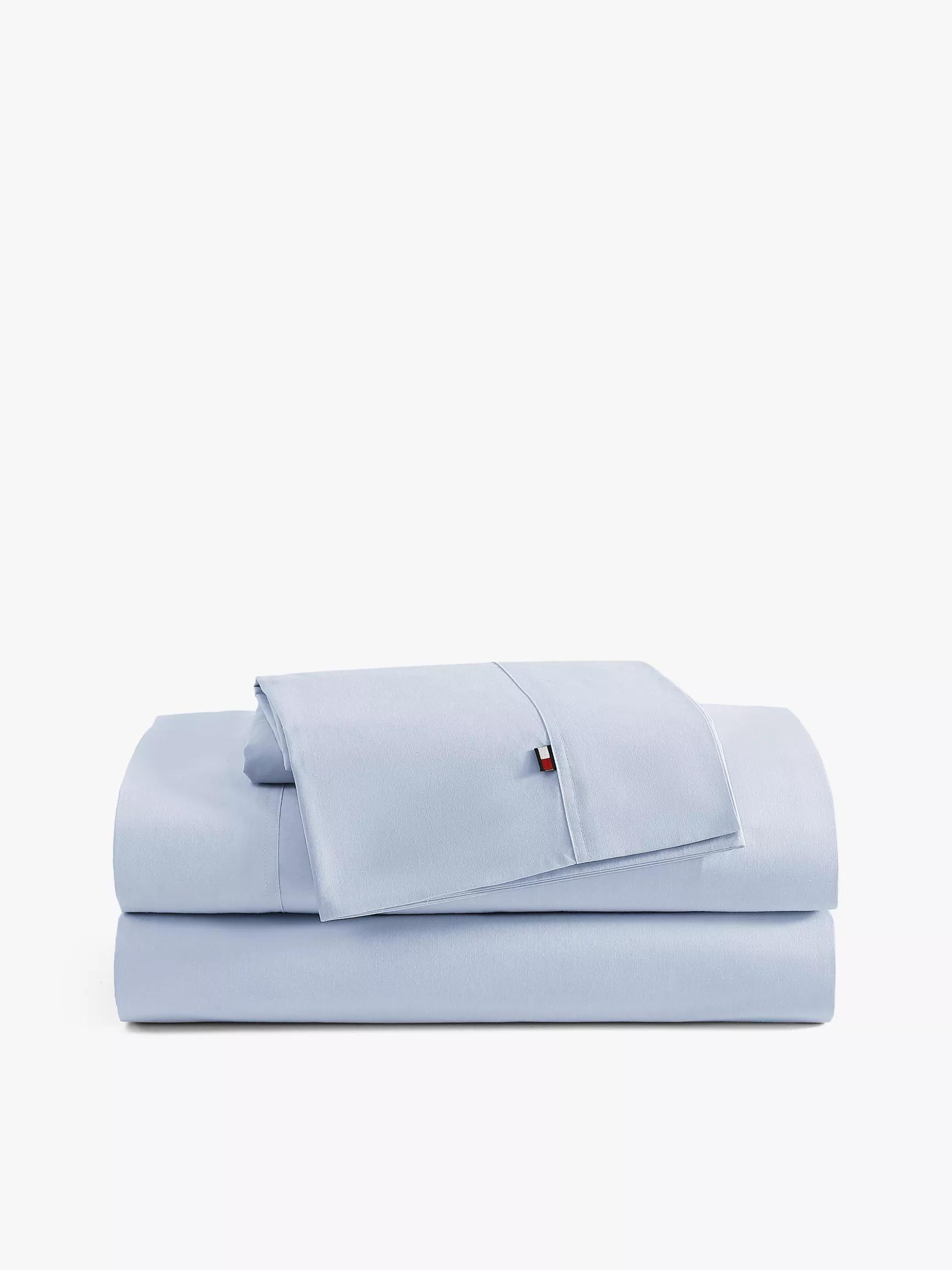 Light Blue Sheet Set by TOMMY HILFIGER