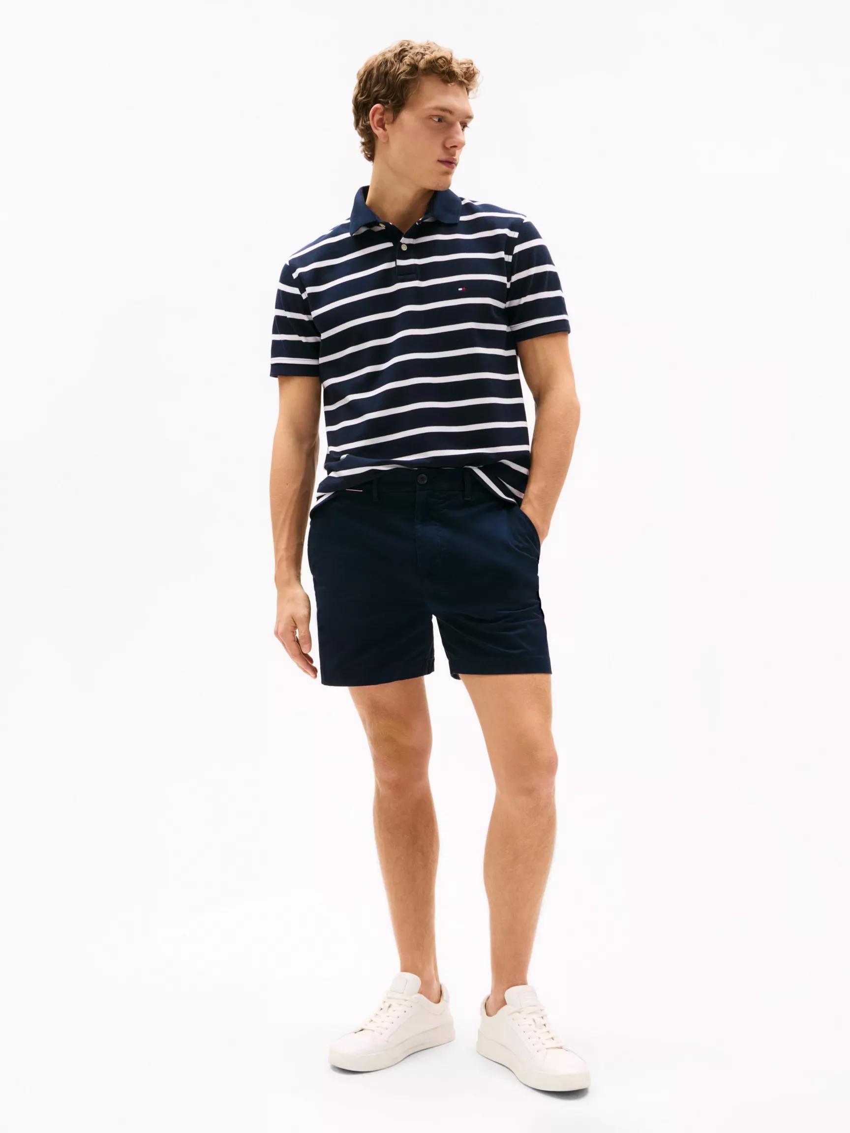 Regular Fit 5" Comfort Waist Tommy Short by TOMMY HILFIGER