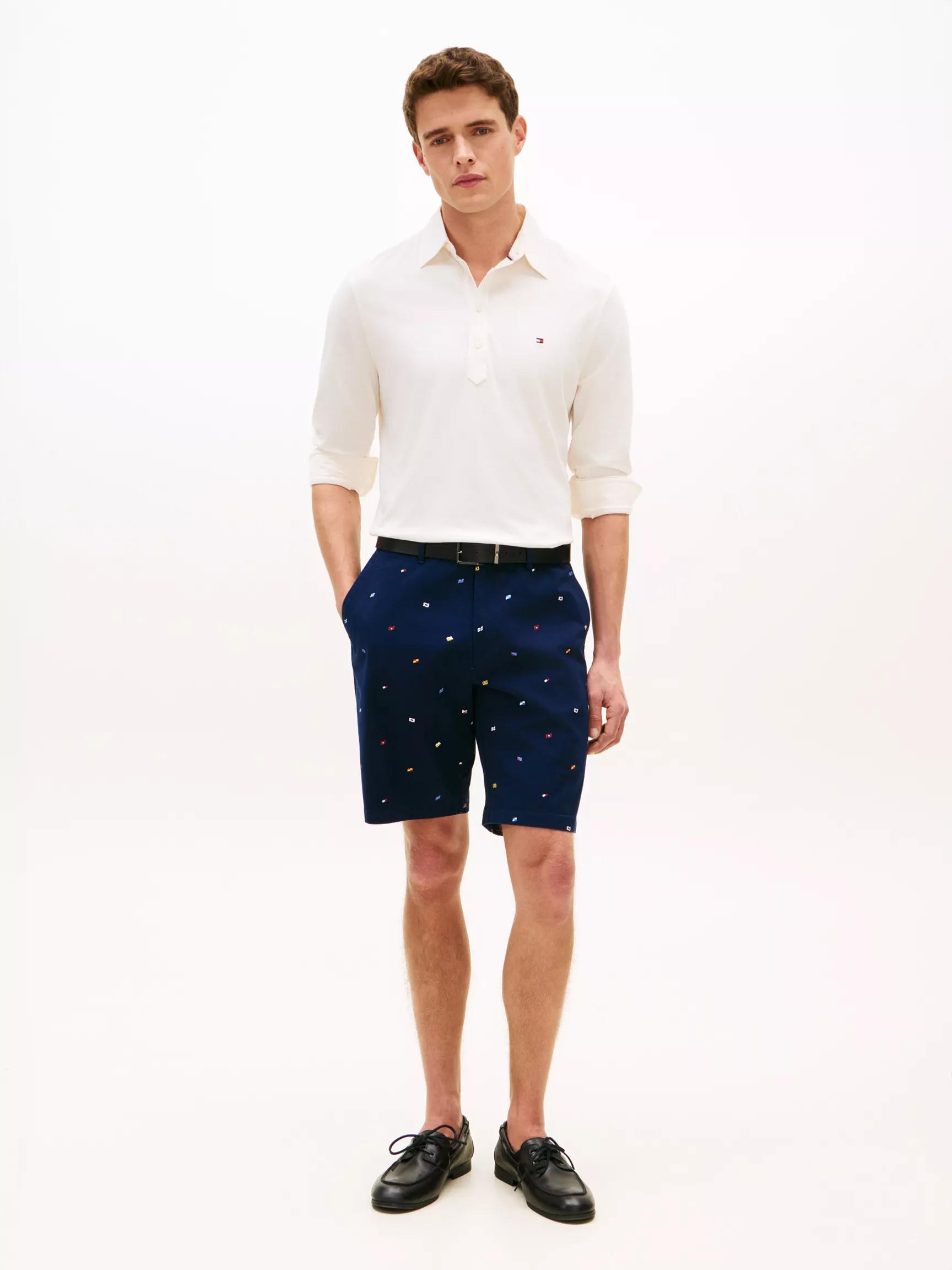 Regular Fit  9" Sailing Flag Print Short by TOMMY HILFIGER