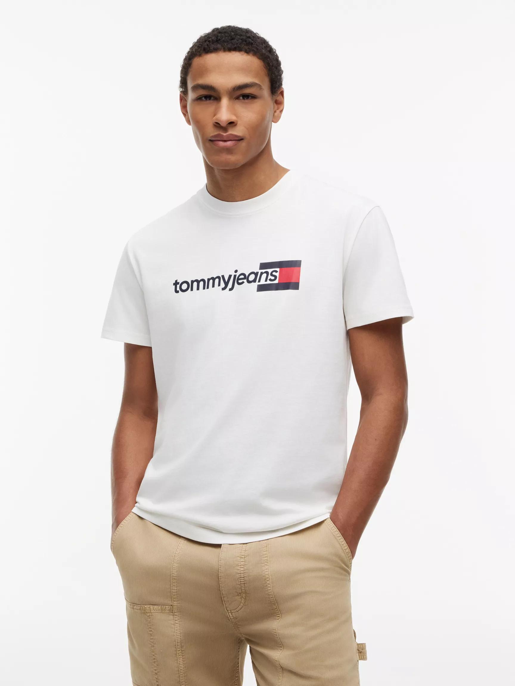 Tommy Jeans Logo T-Shirt by TOMMY HILFIGER