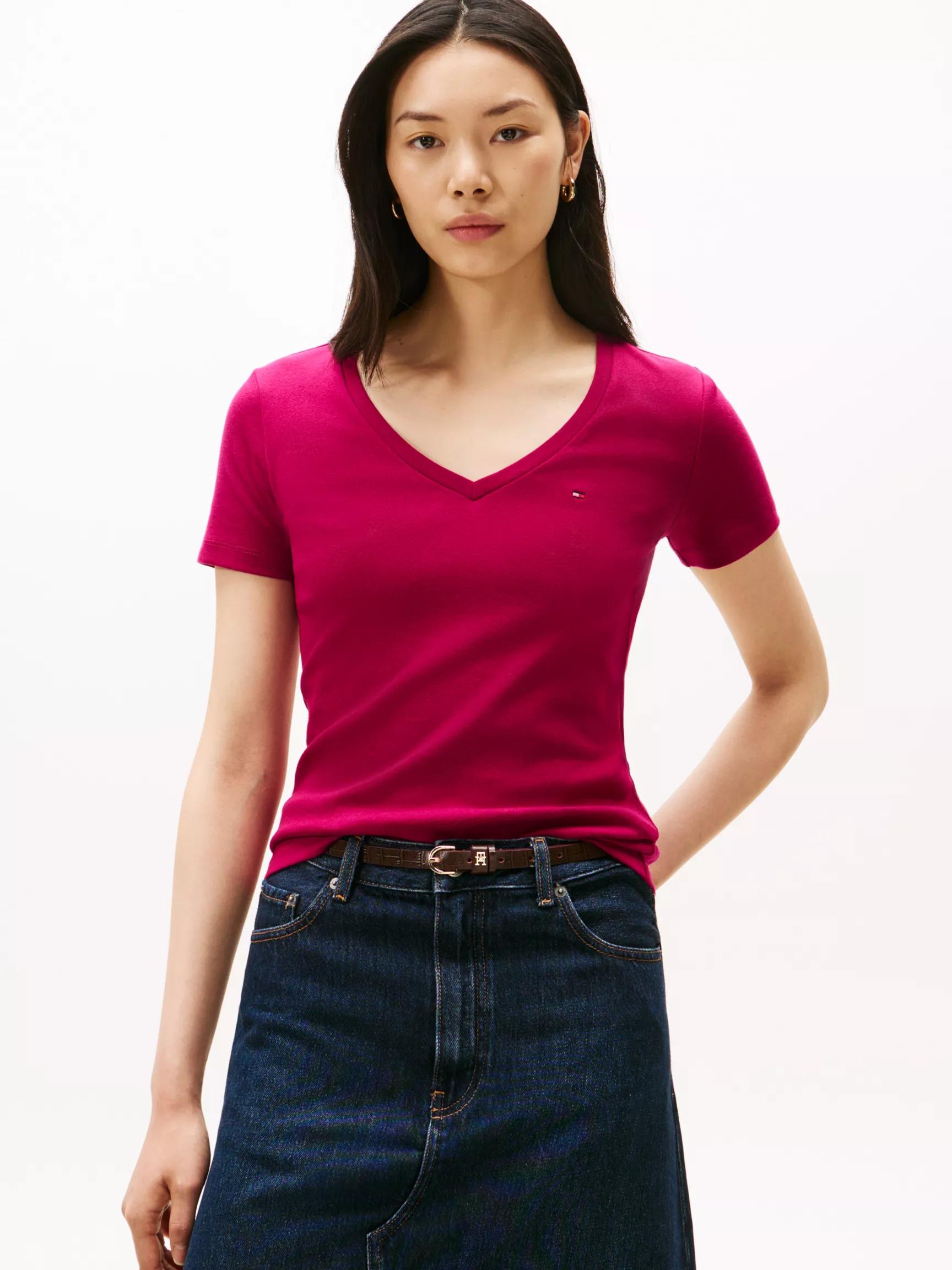 V-Neck Favorite T-Shirt by TOMMY HILFIGER V-Neck Favorite T-Shirt by TOMMY HILFIGER