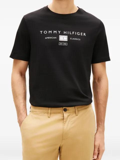 logo-graphic T-shirt by TOMMY HILFIGER