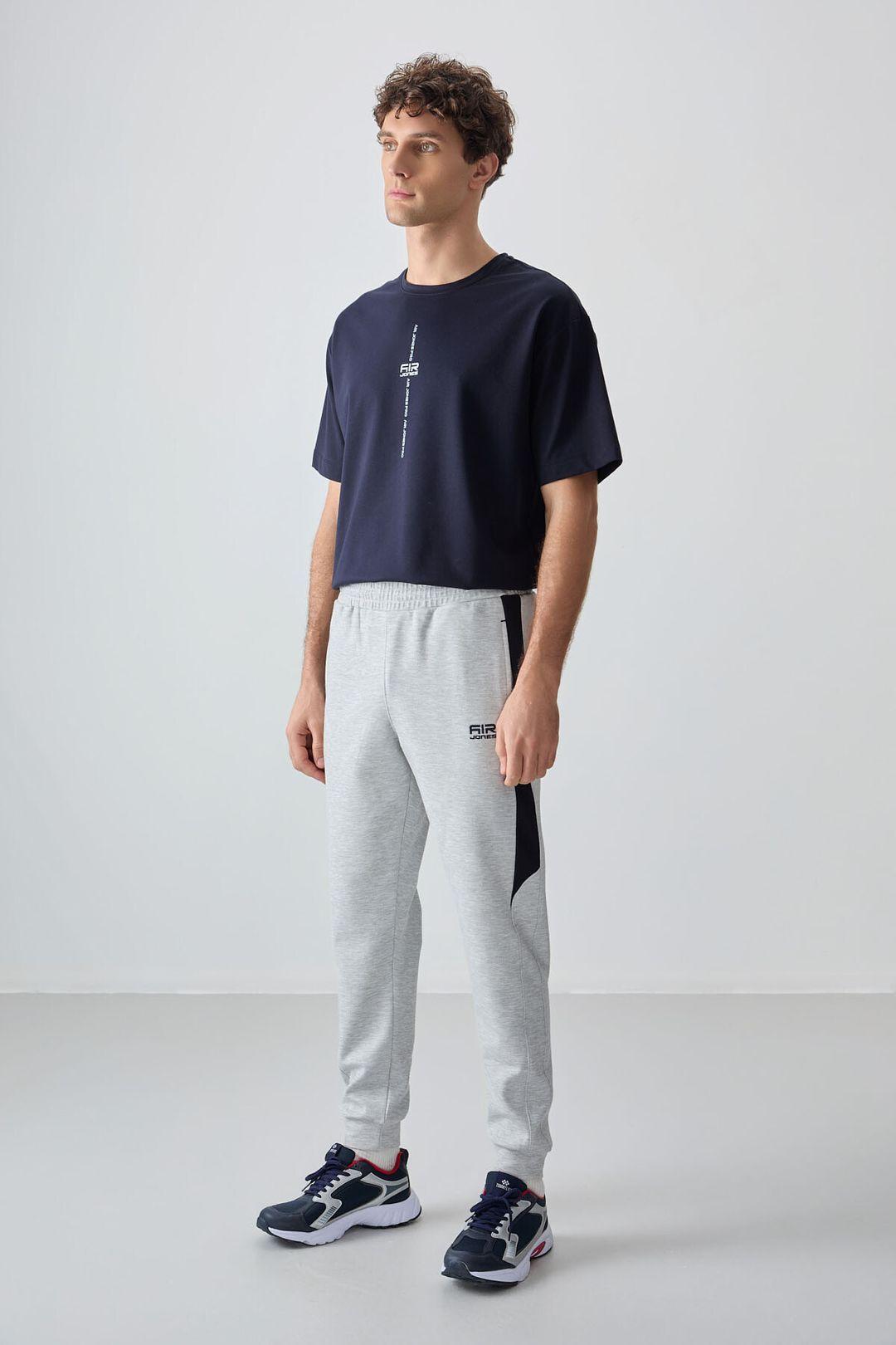 Men's Regular-fit Fleece Sweatpants by TOMMY LIFE
