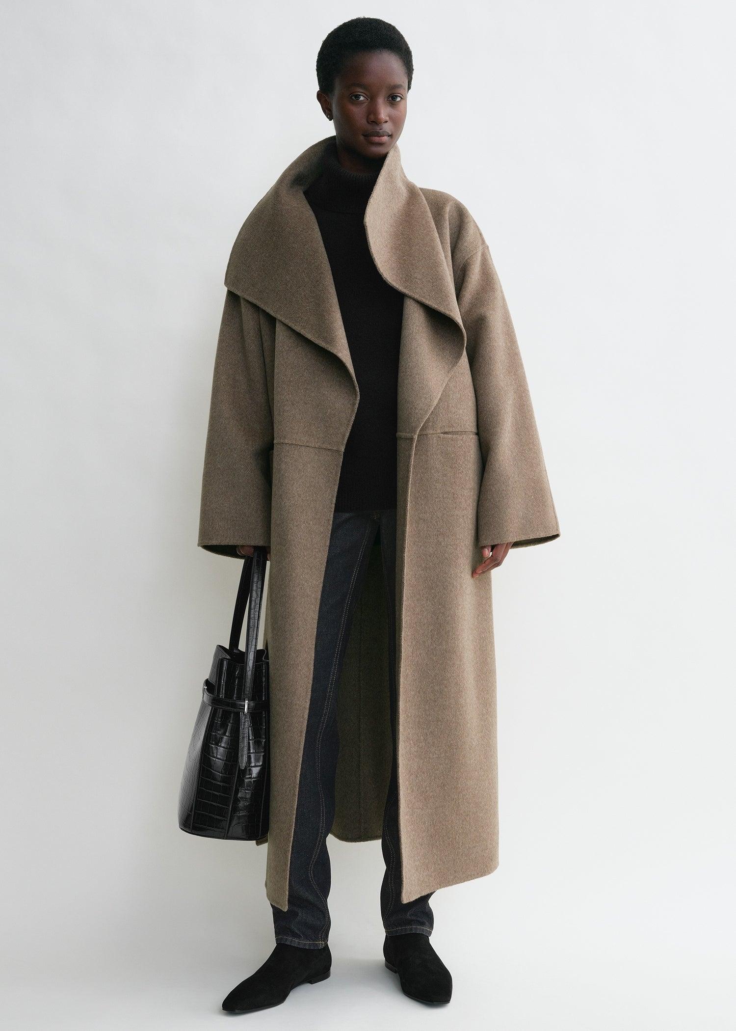 Signature wool cashmere coat oak by TOTEME