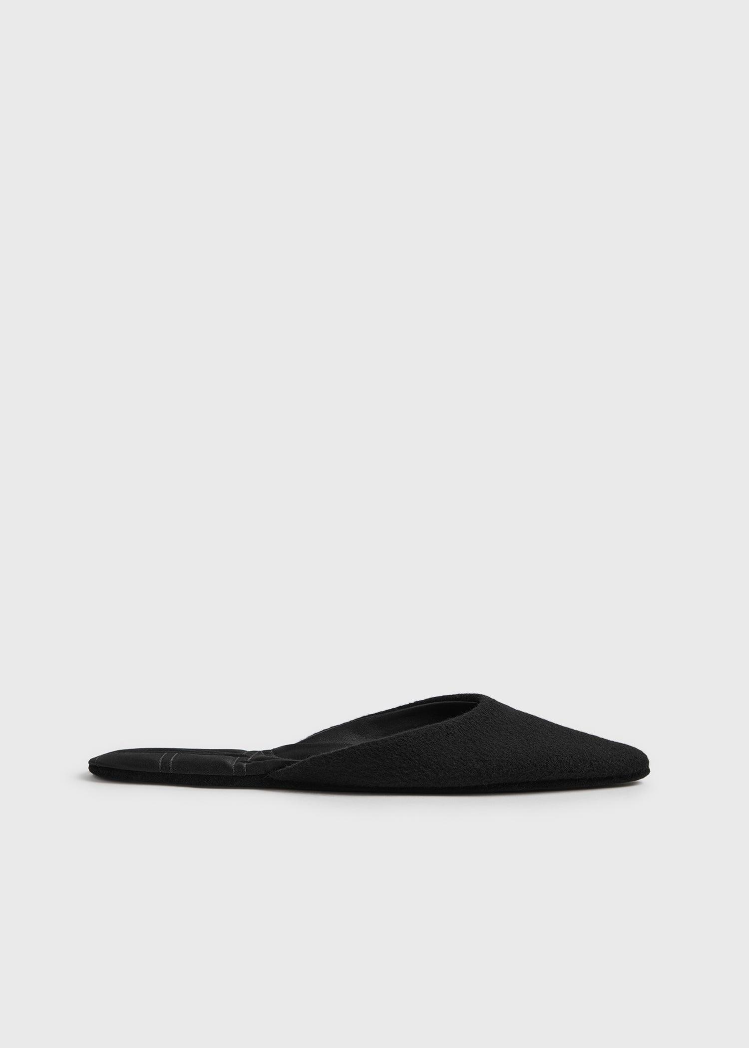 Wool-cashmere lounge slippers black by TOTEME