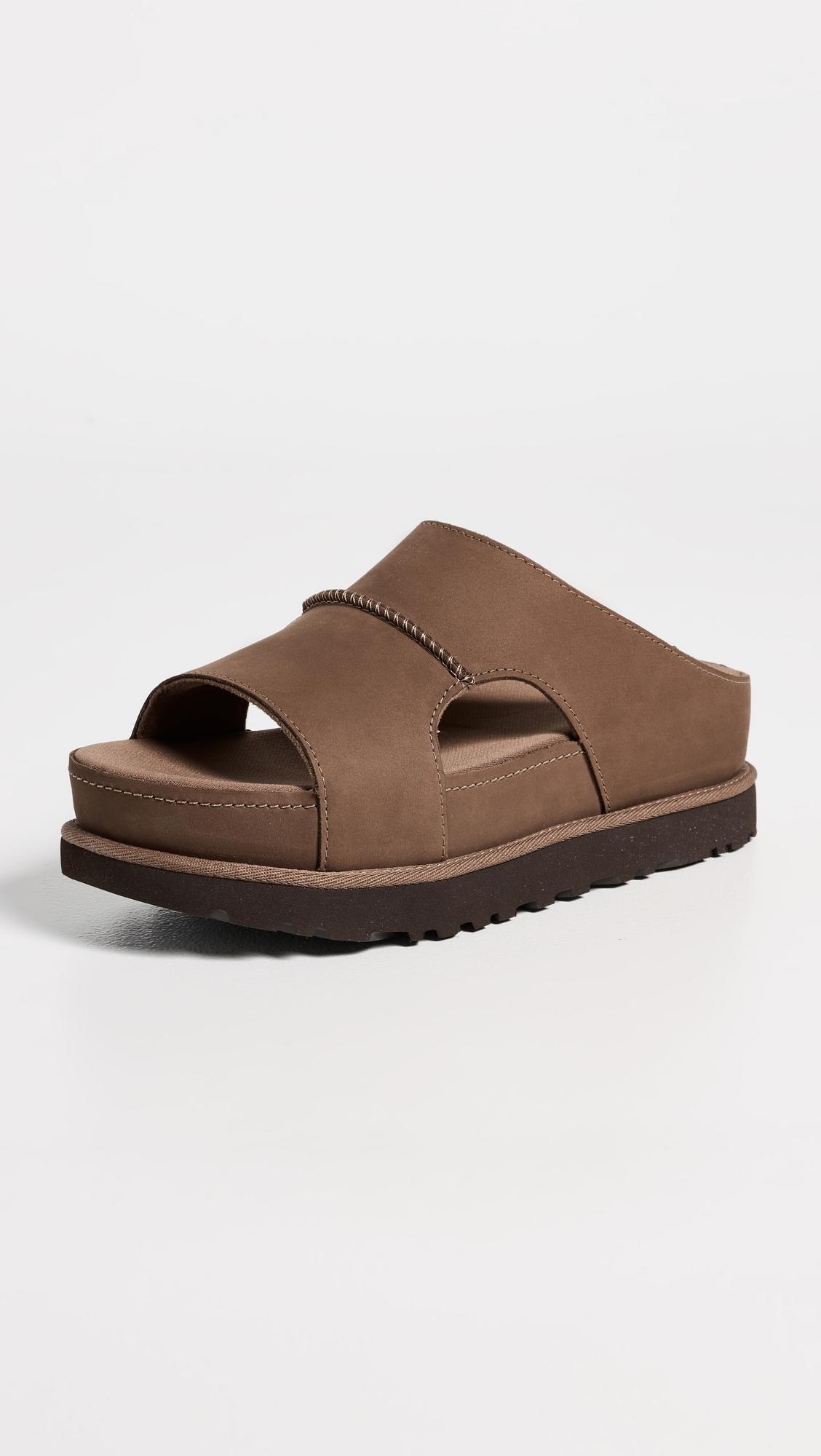 Goldenstar Cutout Slides by UGG