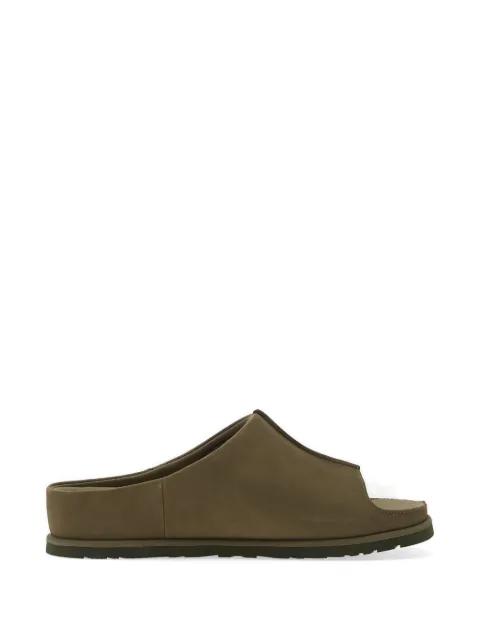Otzo slides by UGG