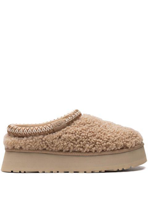Tazz Maxi Curly "Sand" slippers by UGG