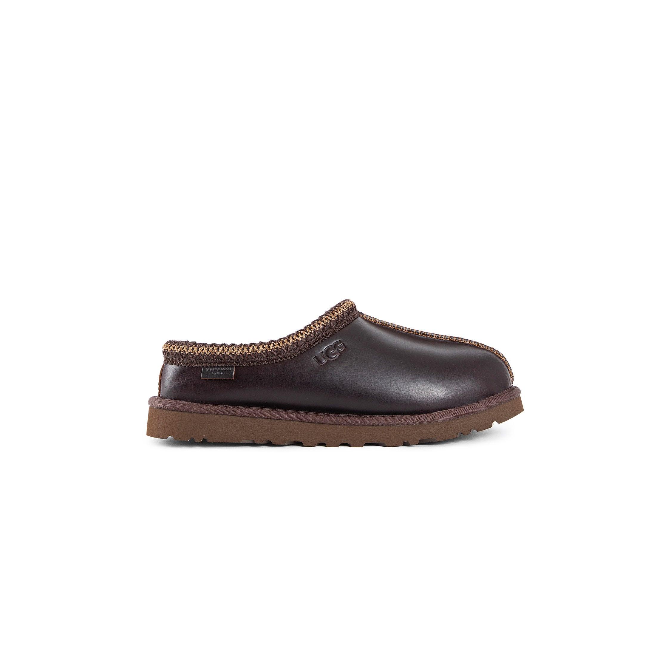 UGG MAN BROWN SANDALS & SLIDES by UGG
