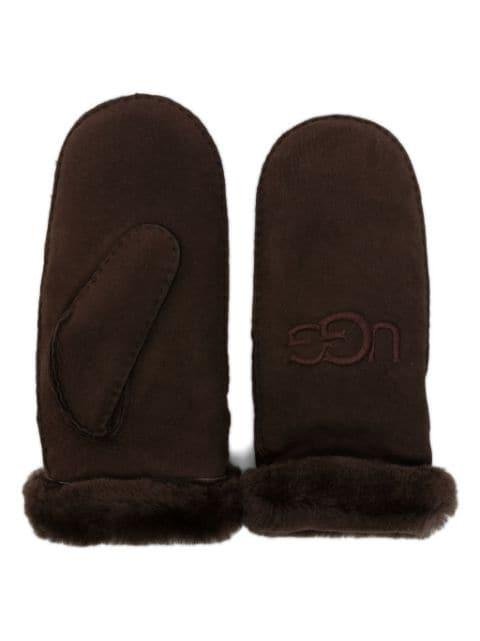 logo-embroidered shearling mittens by UGG