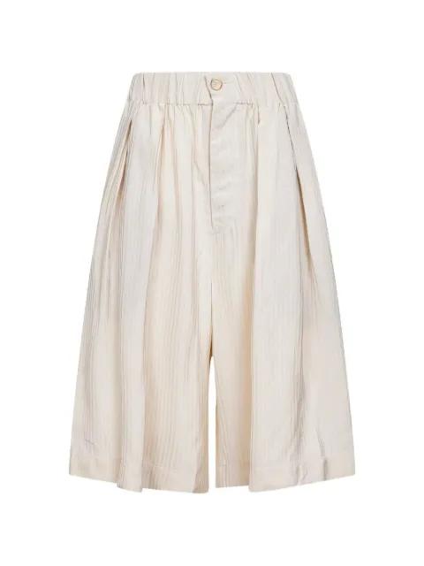 elasticated-waist pleated shorts by UMA WANG