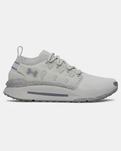 UA Phantom X by UNDER ARMOUR