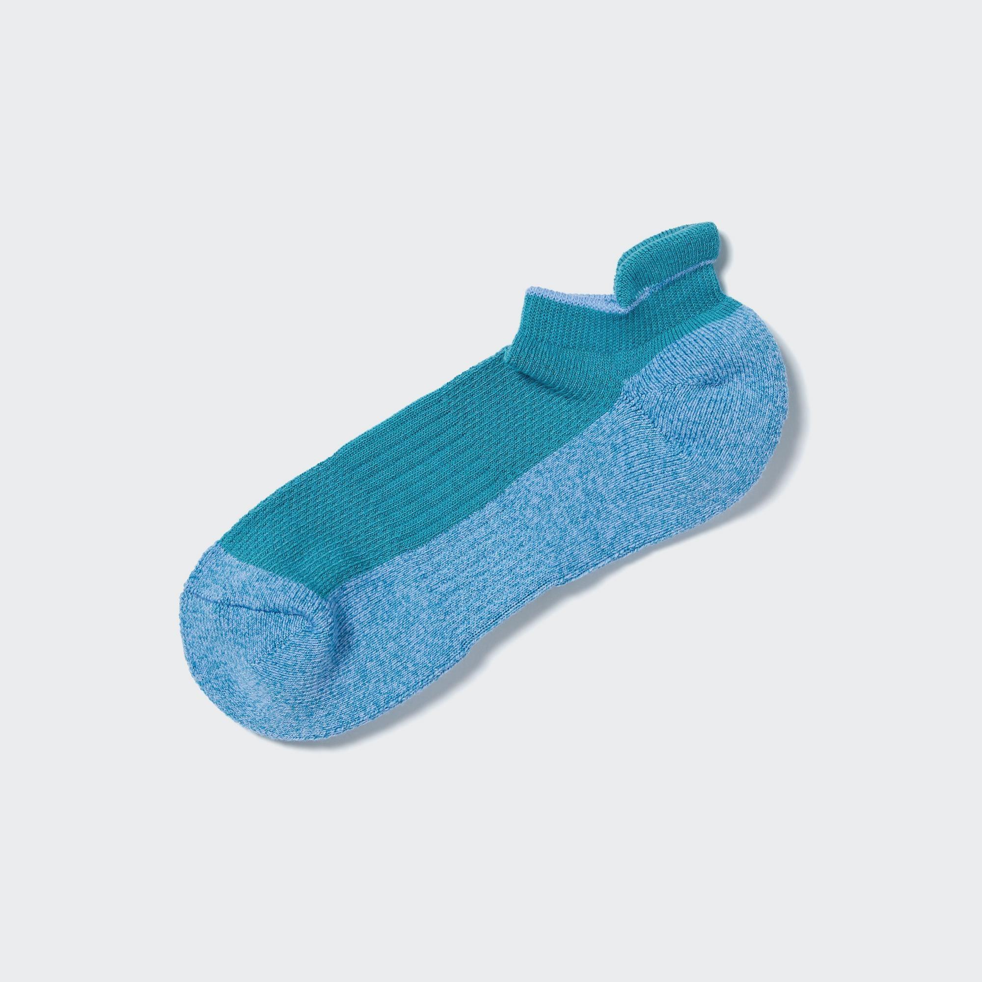 Sports Pile Short Socks by UNIQLO