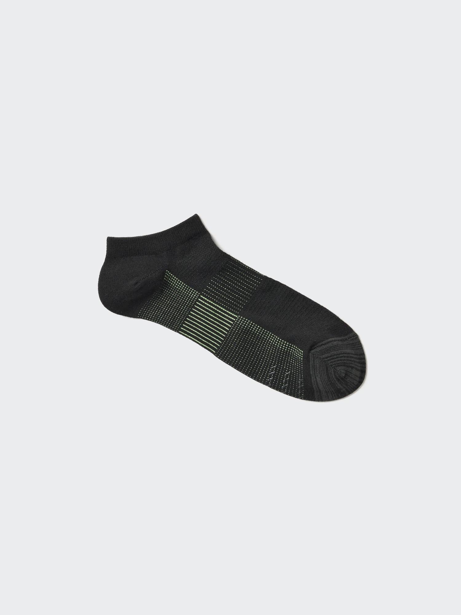 Sports Short Socks by UNIQLO