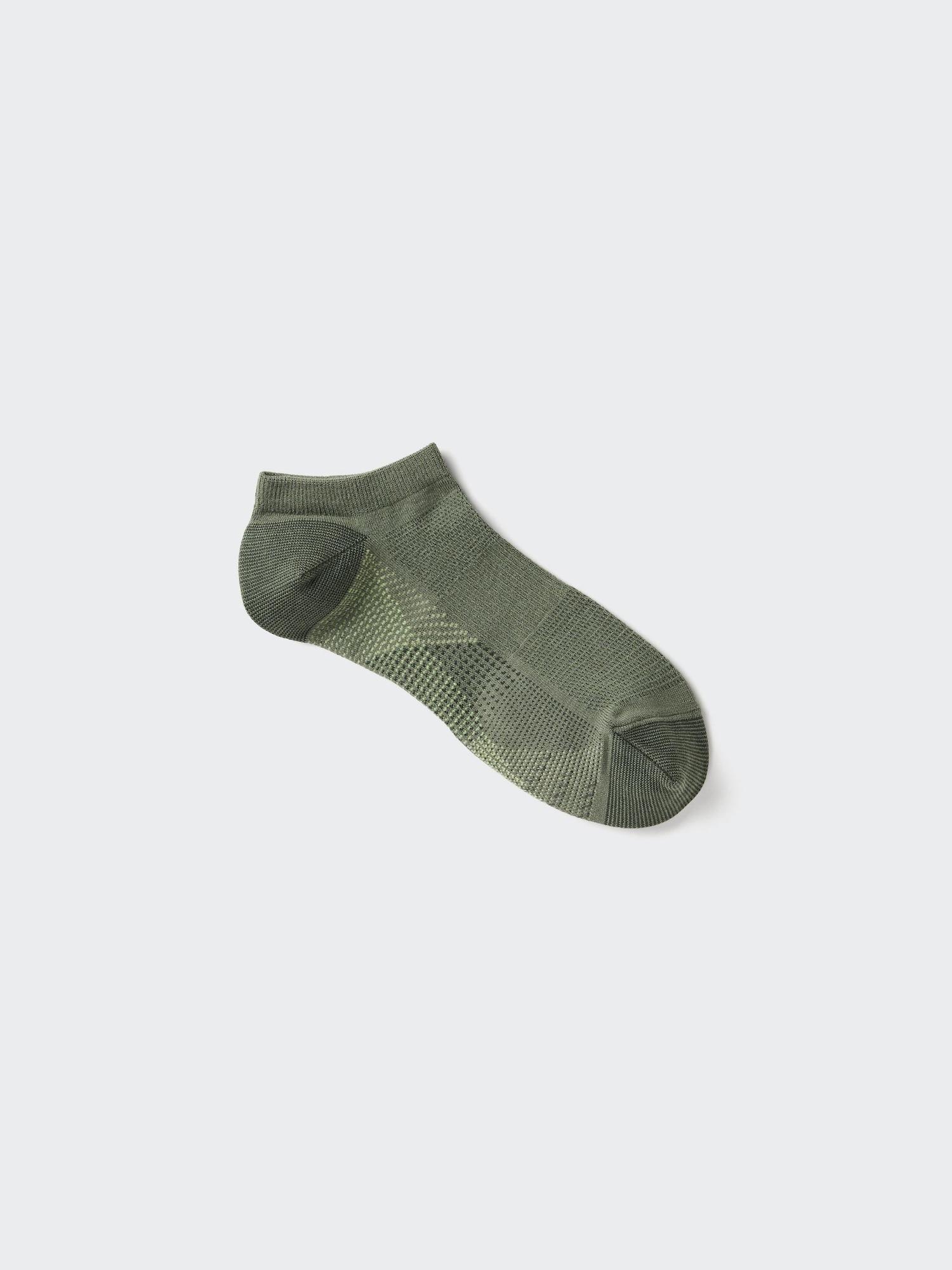 Sports Short Socks by UNIQLO