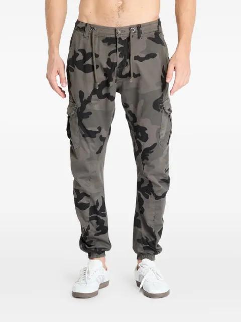 camouflage-print cargo pants by URBAN CLASSICS