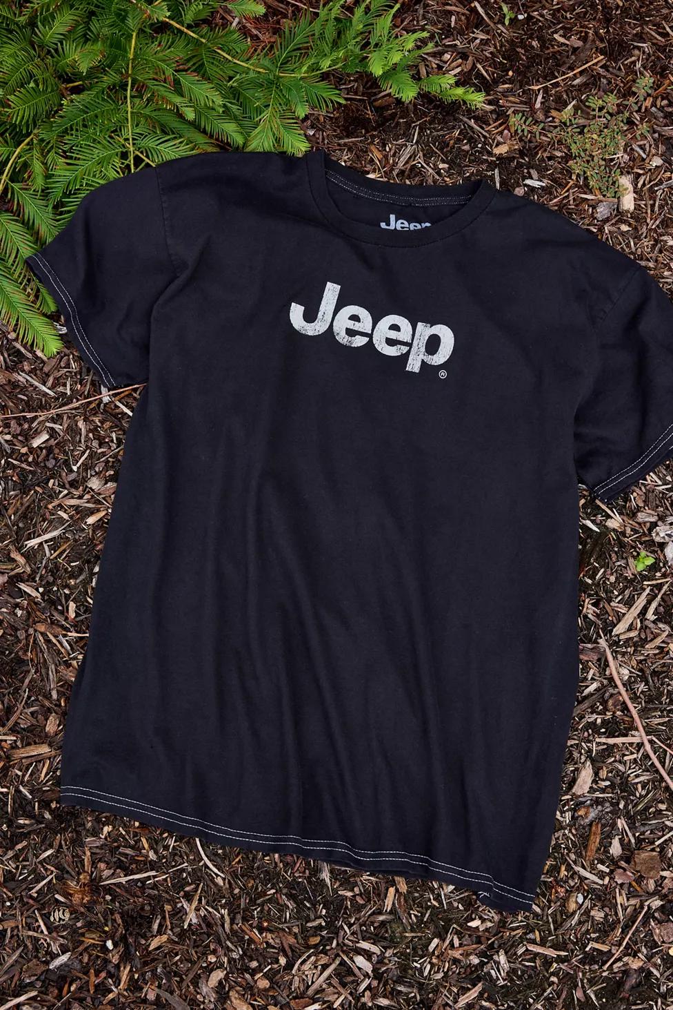 Jeep Vintage Ad Graphic Tee by URBAN OUTFITTERS