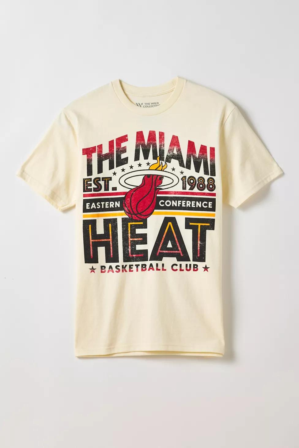 NBA Vintage Graphic Tee by URBAN OUTFITTERS