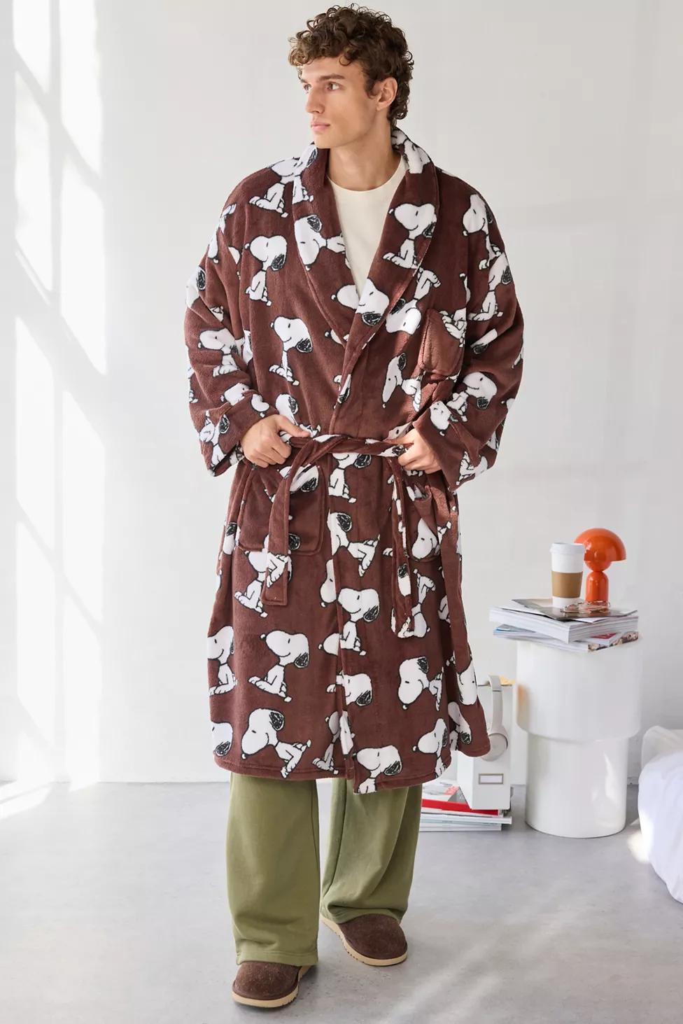 Peanuts Snoopy Pattern Lounge Robe by URBAN OUTFITTERS