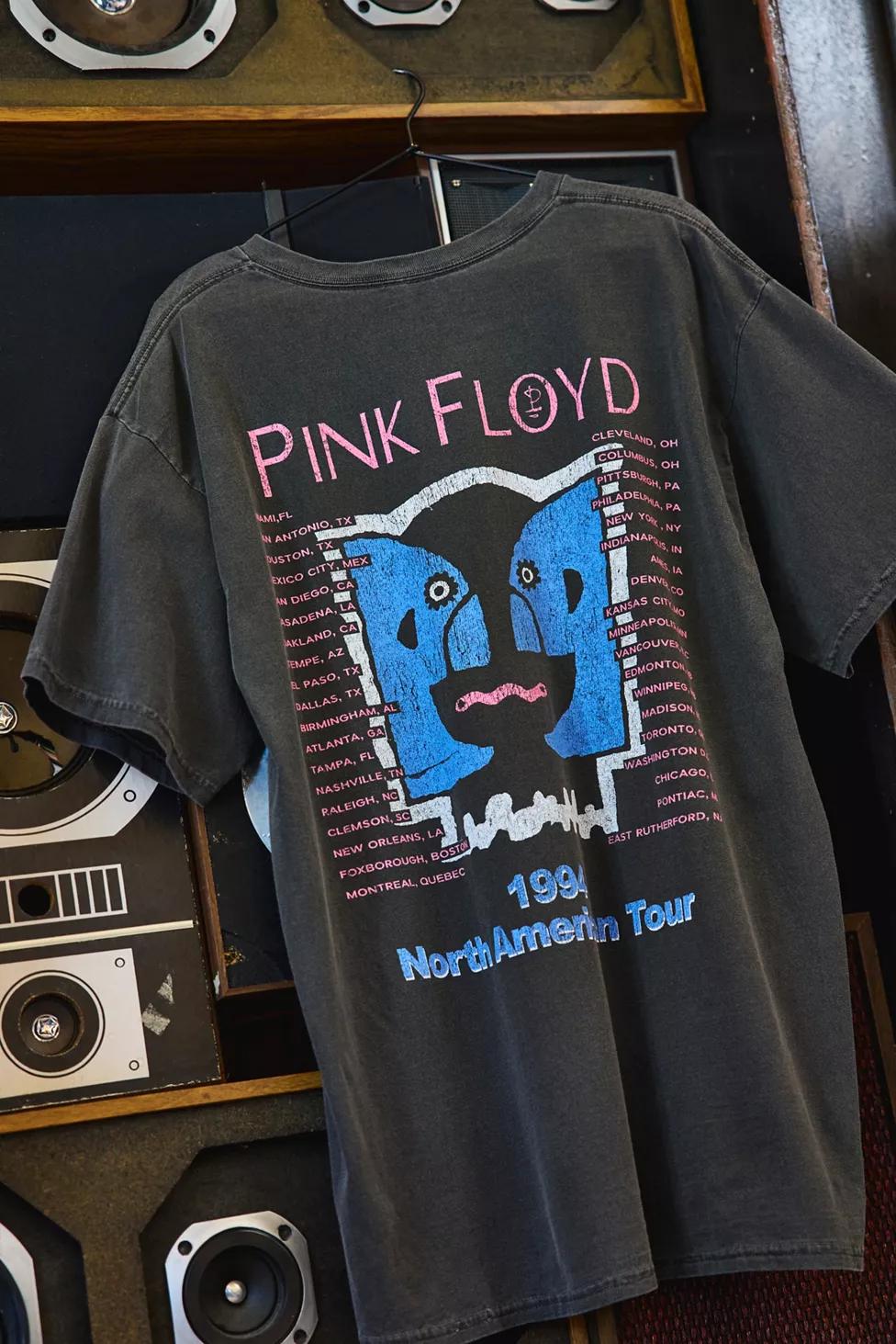 Pink Floyd 1994 Tour Graphic Tee by URBAN OUTFITTERS