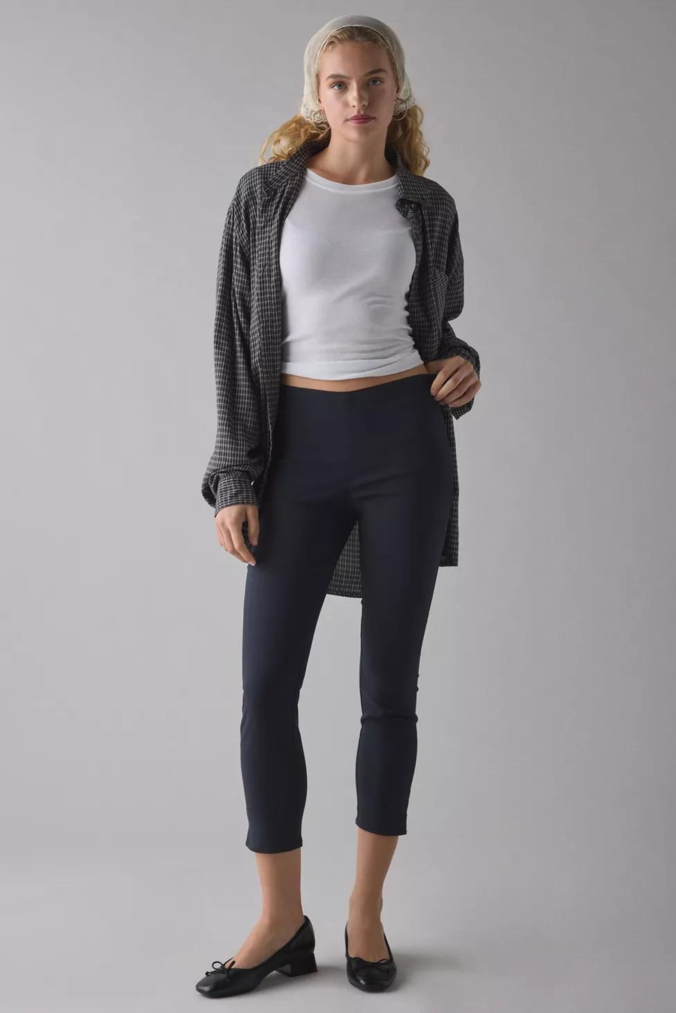 UO Ellie Smart High Rise Stretch Cropped Pant by URBAN OUTFITTERS