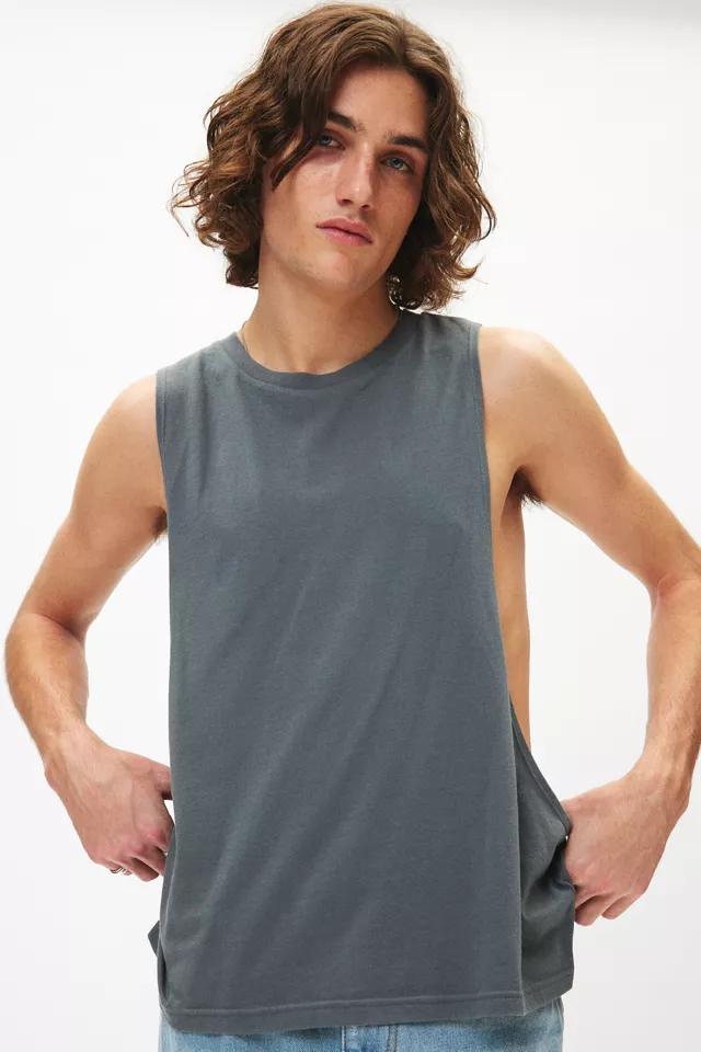 UO Solid Muscle Tank Top by URBAN OUTFITTERS