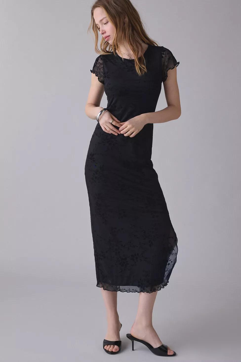 UO Sweet Rebellion Flocked Floral Mesh Short Sleeve Midi Dress by URBAN OUTFITTERS