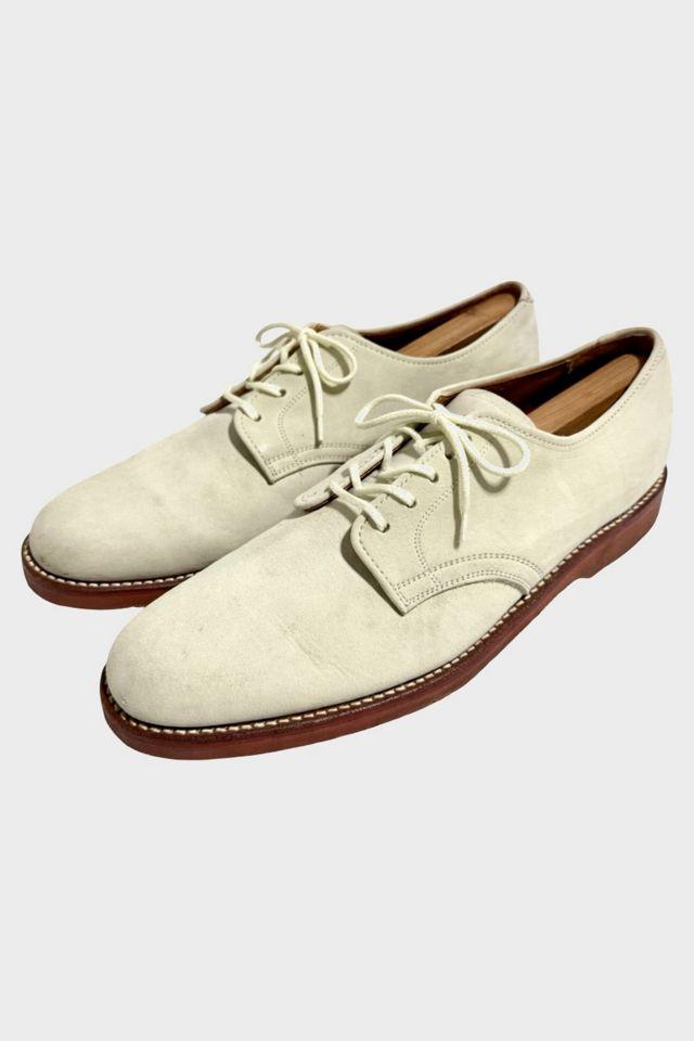Vintage 1980’s Lands’ End White Nubuck Suede Oxford Shoes by URBAN OUTFITTERS